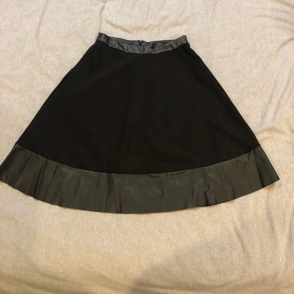 Black forever21 skirt
